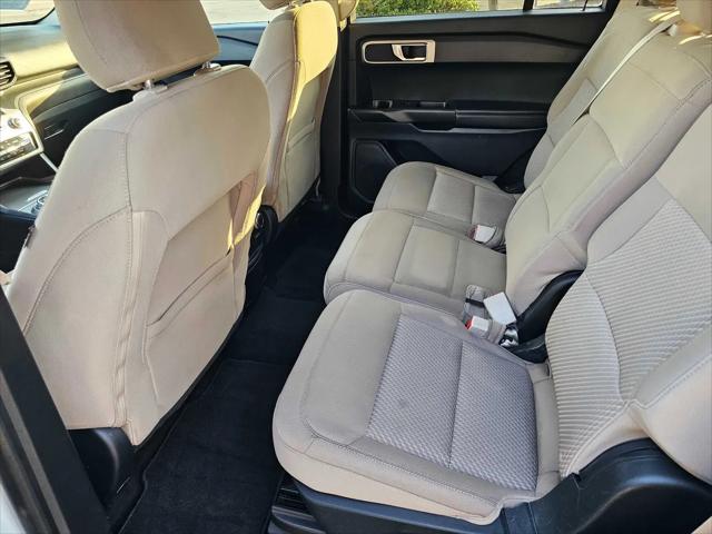 2021 Ford Explorer Base
