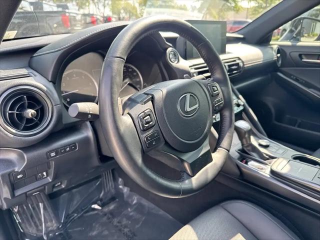 2025 Lexus IS 350 F SPORT Design