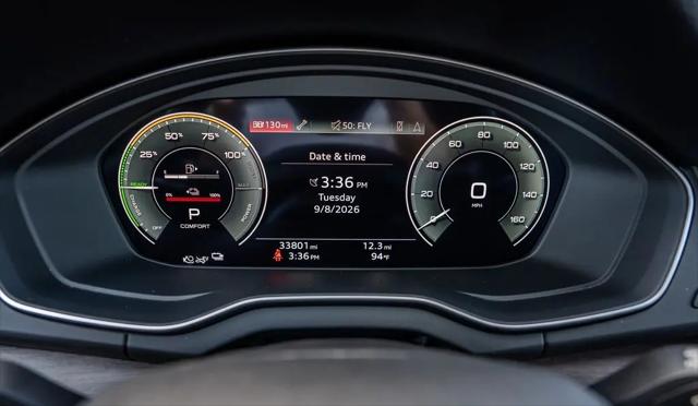 2023 Audi Q5 Premium Plus 55 TFSI e S line quattro S tronic