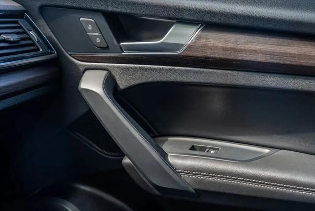2023 Audi Q5 Premium Plus 55 TFSI e S line quattro S tronic