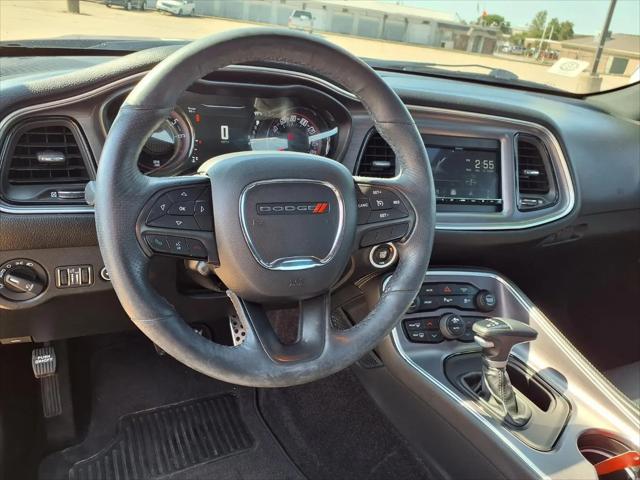 2017 Dodge Challenger SXT Plus