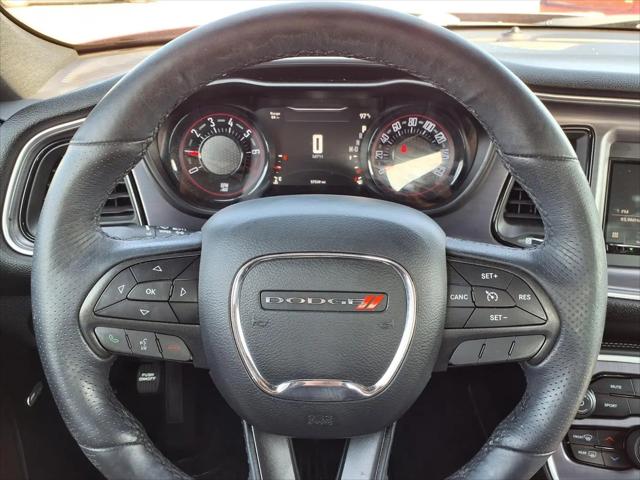 2017 Dodge Challenger SXT Plus