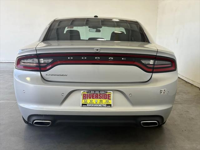 2022 Dodge Charger SXT RWD
