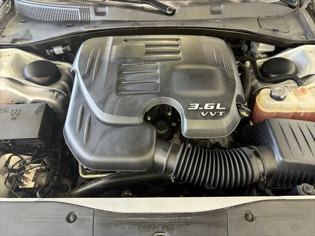 2022 Dodge Charger SXT RWD