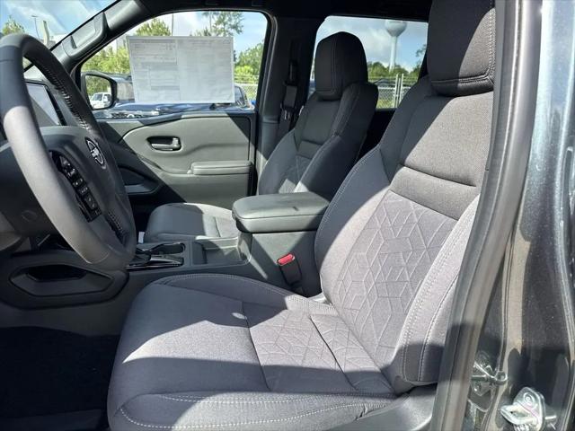 2027 Nissan Frontier SV