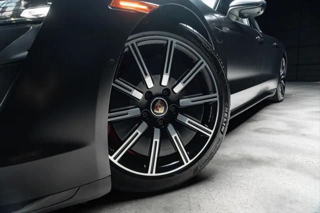 2020 Porsche Taycan Turbo