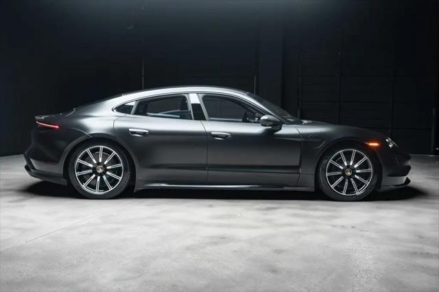 2020 Porsche Taycan Turbo