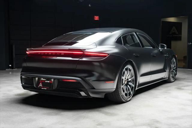 2020 Porsche Taycan Turbo