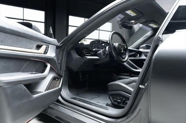 2020 Porsche Taycan Turbo