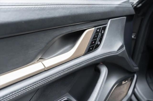 2020 Porsche Taycan Turbo