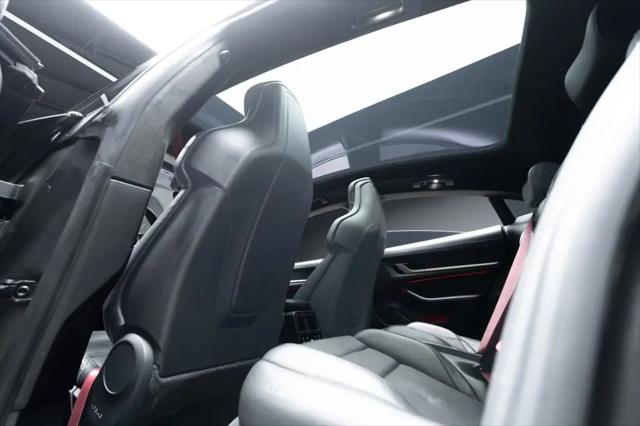 2020 Porsche Taycan Turbo