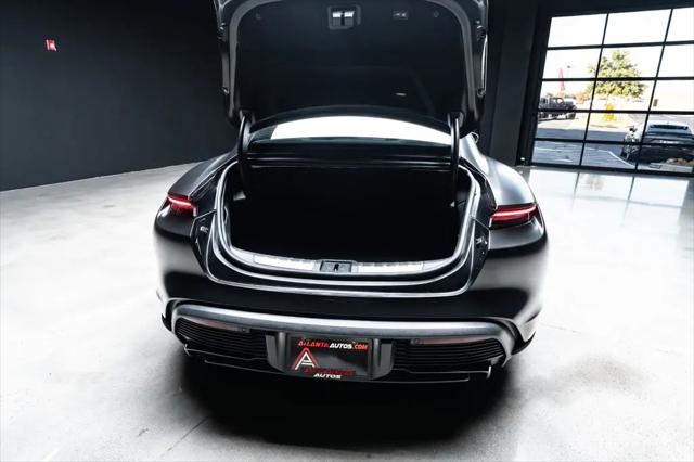 2020 Porsche Taycan Turbo