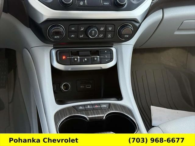 2022 GMC Acadia SLT