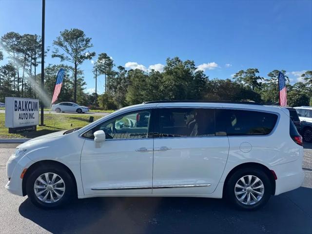 2017 Chrysler Pacifica Touring-L