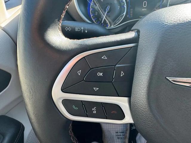 2017 Chrysler Pacifica Touring-L