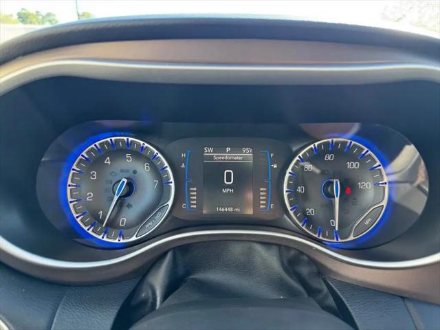 2017 Chrysler Pacifica Touring-L