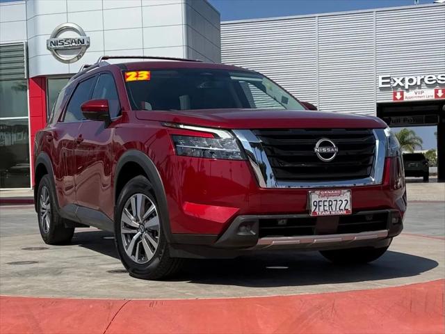 2023 Nissan Pathfinder SL FWD