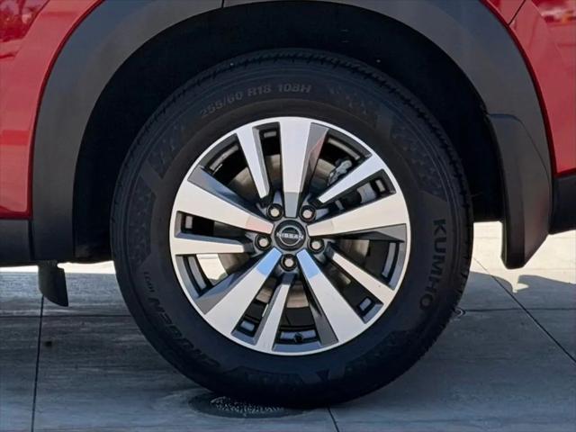 2023 Nissan Pathfinder SL FWD