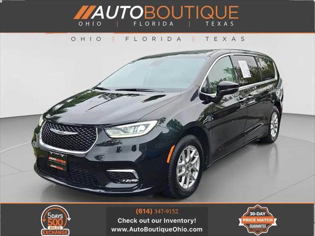 2024 Chrysler Pacifica Touring L for sale near Columbus, OH