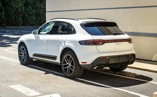 2023 Porsche Macan T