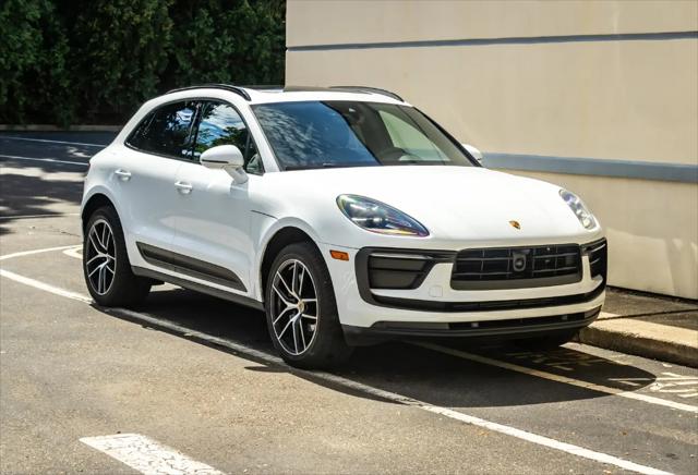 2023 Porsche Macan T