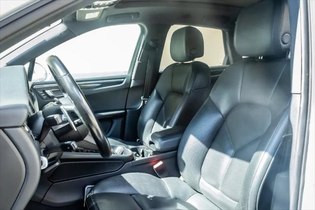 2023 Porsche Macan T