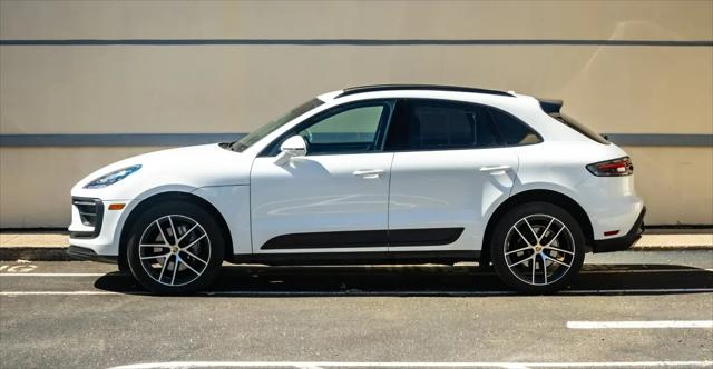 2023 Porsche Macan T