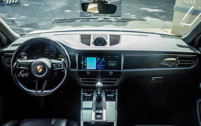 2023 Porsche Macan T