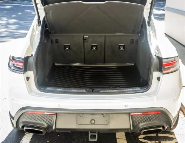 2023 Porsche Macan T
