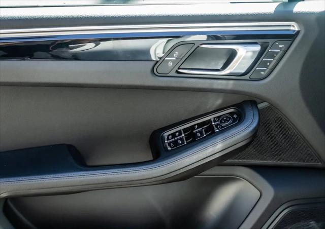 2023 Porsche Macan T