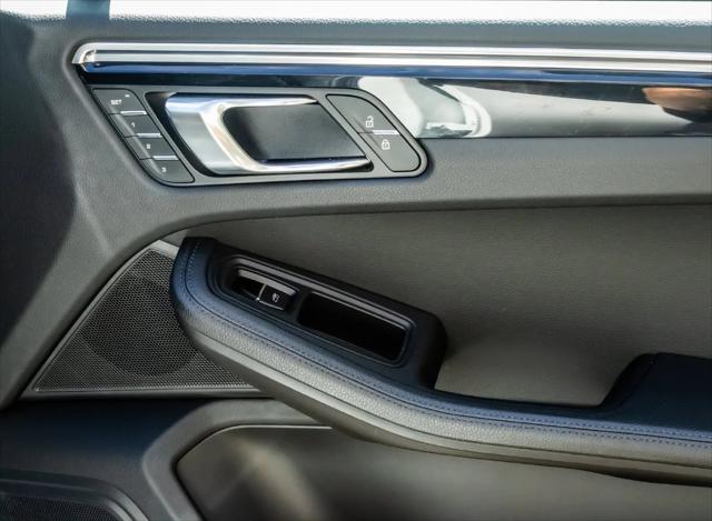 2023 Porsche Macan T