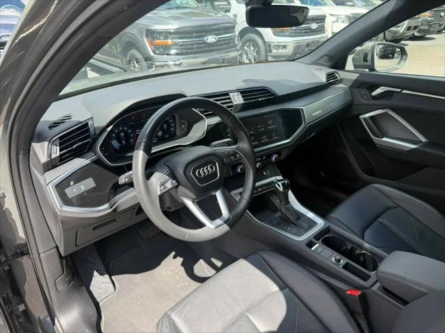 2025 Audi Q3 Premium 45 TFSI S line quattro Tiptronic