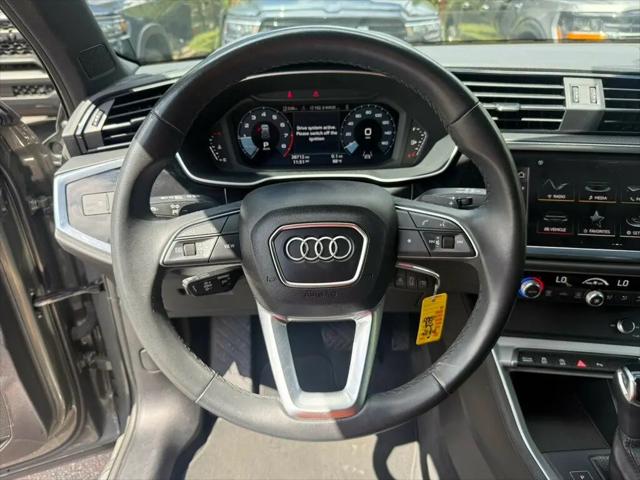 2025 Audi Q3 Premium 45 TFSI S line quattro Tiptronic