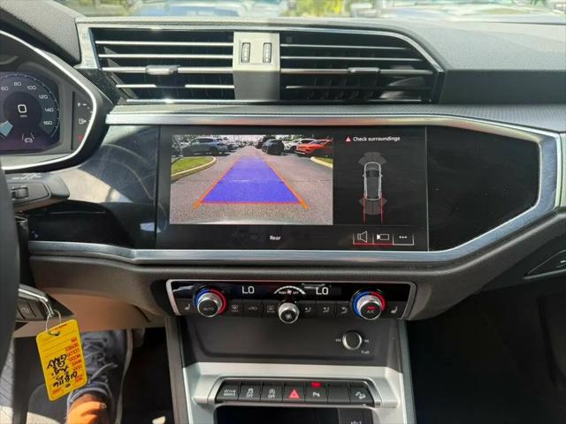 2025 Audi Q3 Premium 45 TFSI S line quattro Tiptronic