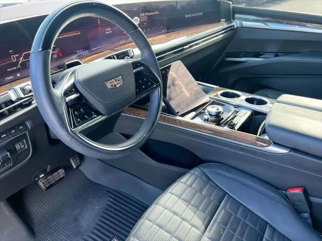 2025 Cadillac Escalade ESV Premium Luxury Platinum