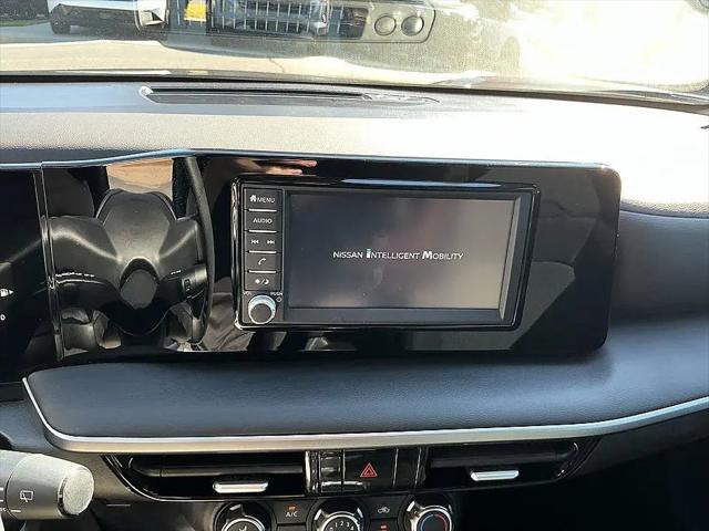 2025 Nissan Kicks S FWD