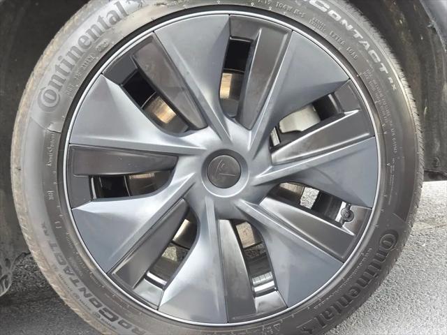 2024 Tesla Model Y Long Range Single Motor Rear-Wheel Drive