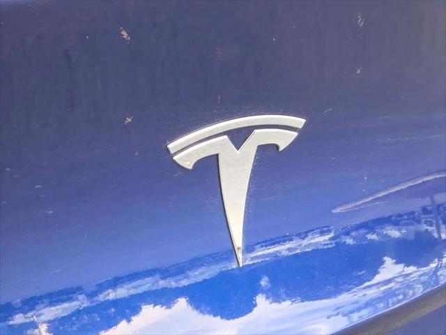 2024 Tesla Model Y Long Range Single Motor Rear-Wheel Drive