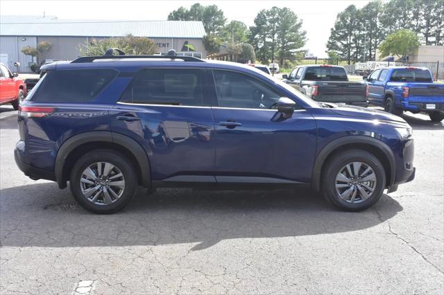 2024 Nissan Pathfinder SV 4WD