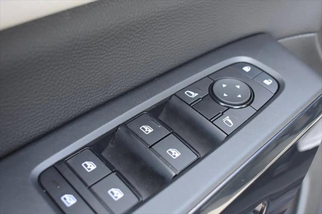 2024 Nissan Pathfinder SV 4WD