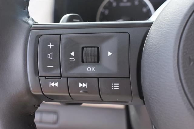 2024 Nissan Pathfinder SV 4WD