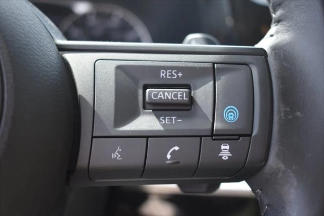 2024 Nissan Pathfinder SV 4WD