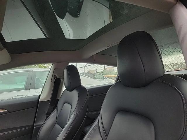 2021 Tesla Model 3 Standard Range Plus Rear-Wheel Drive