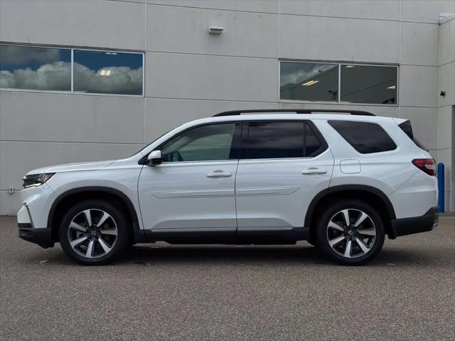2023 Honda Pilot AWD Elite