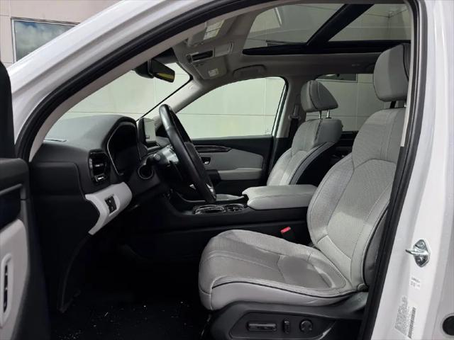 2023 Honda Pilot AWD Elite
