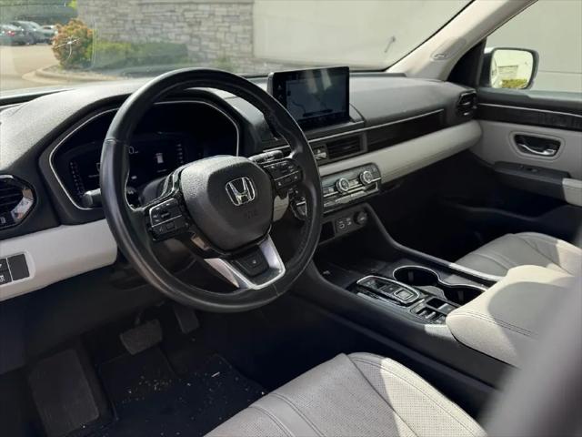 2023 Honda Pilot AWD Elite