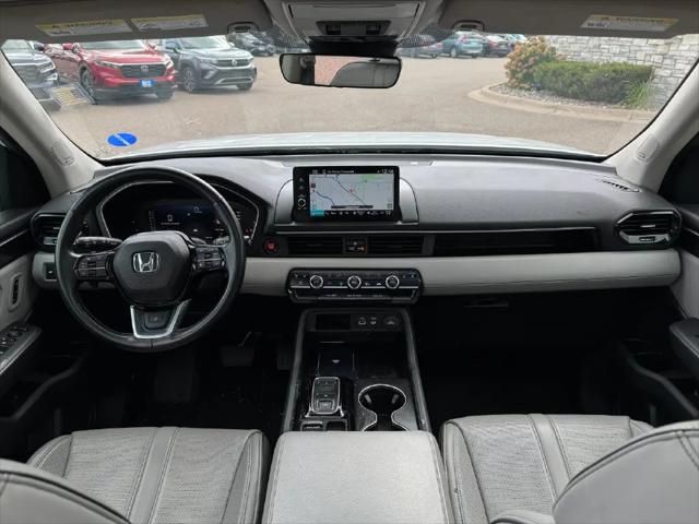 2023 Honda Pilot AWD Elite