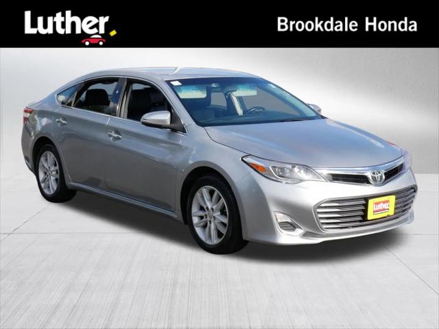 2015 Toyota Avalon XLE for sale in Brooklyn Center, MN