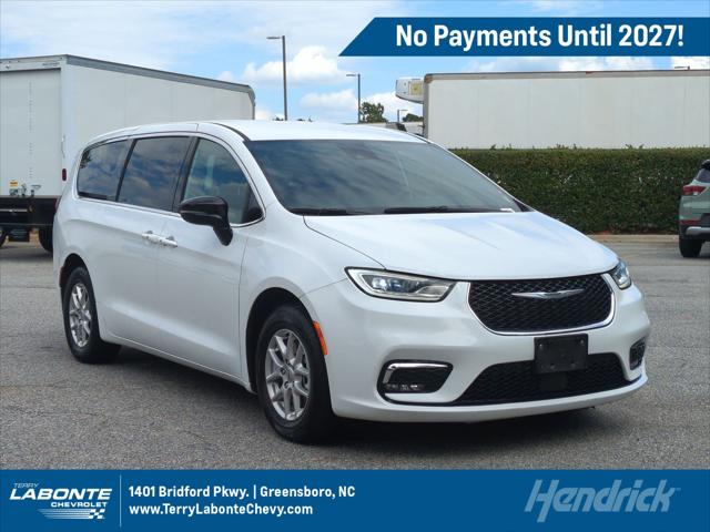2025 Chrysler Pacifica Select for sale in Greensboro, NC