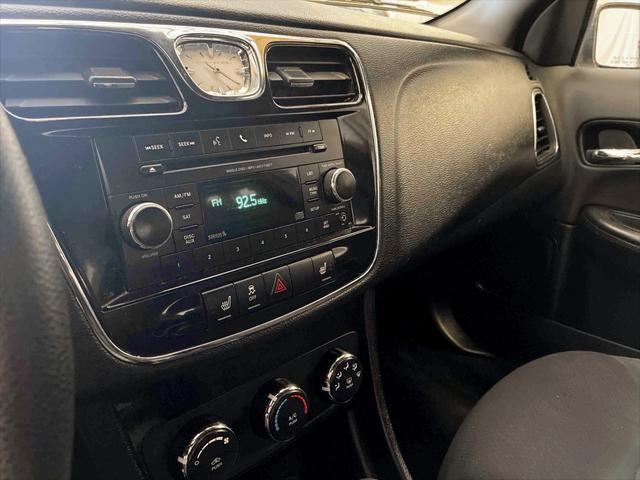 2013 Chrysler 200 LX
